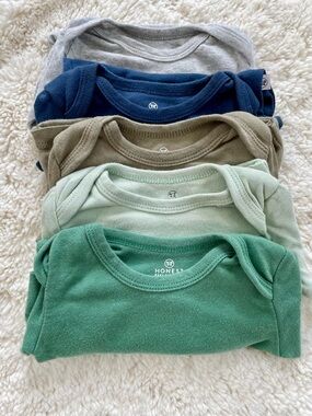 Organic Cotton 5-Pack Long Sleeve
Bodysuits Size 3-6 The Honest Company